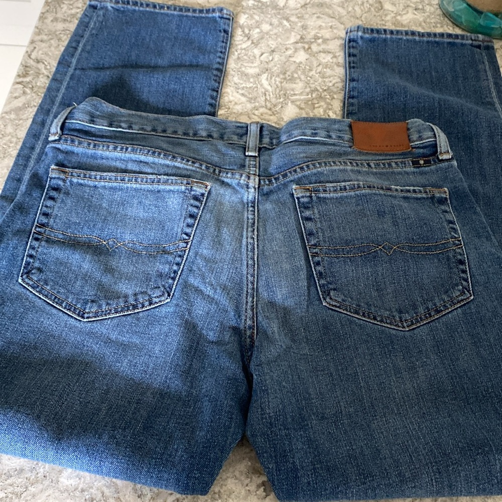 Men’s lucky brand jeans